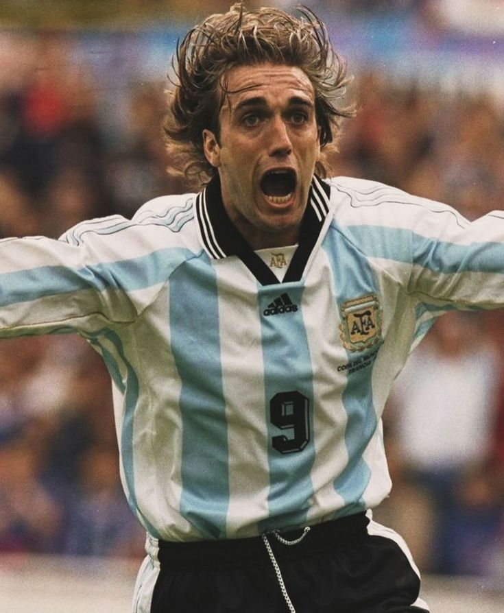 Bautista celebrando un gol